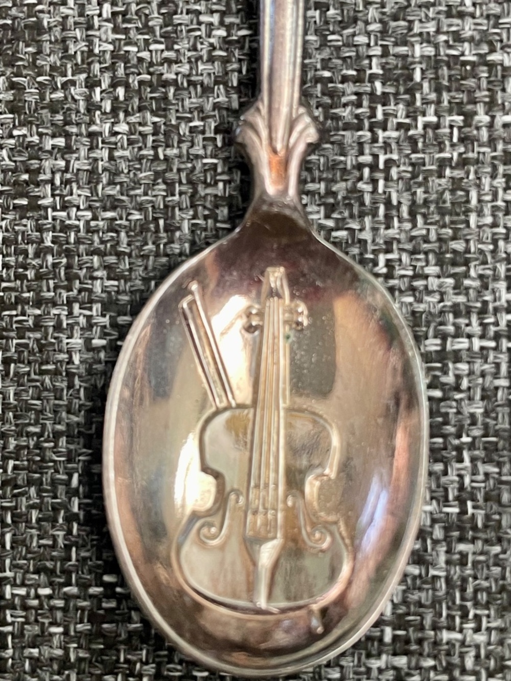 Lot of 23 Silver Plated Souvenir Spoons - Picture 13 of 13
